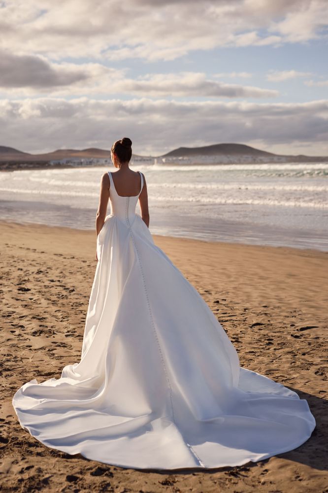Zephyra dress