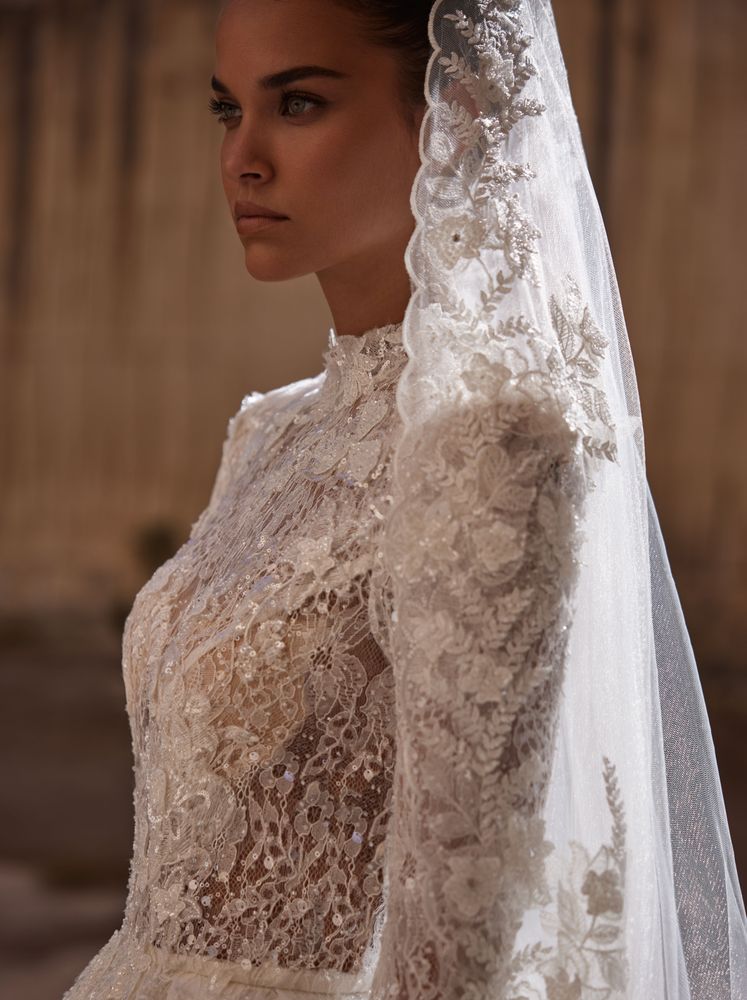 Monroe veil Veils