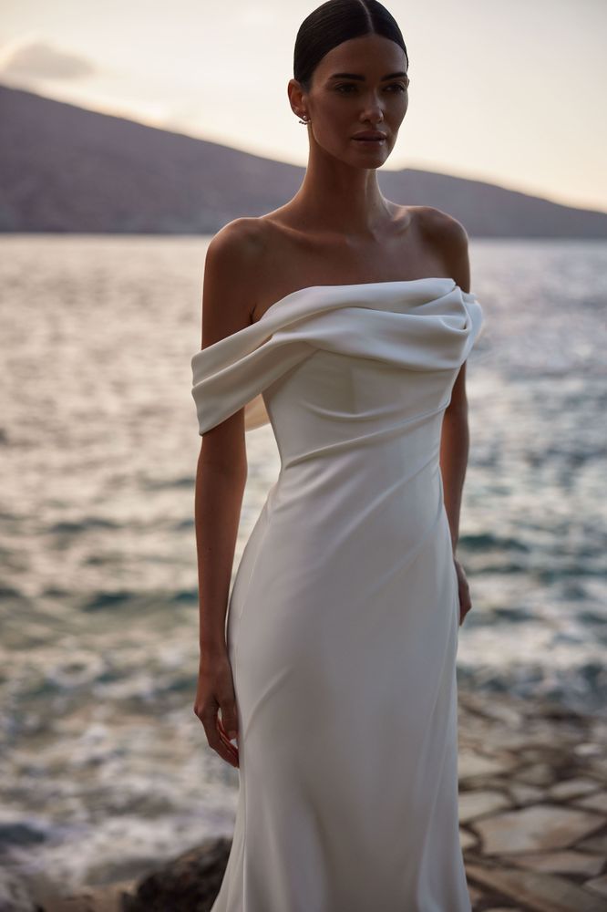 Amarella dress