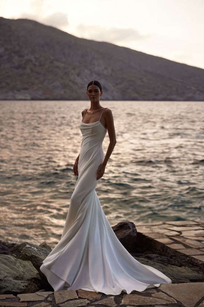 Amarella dress