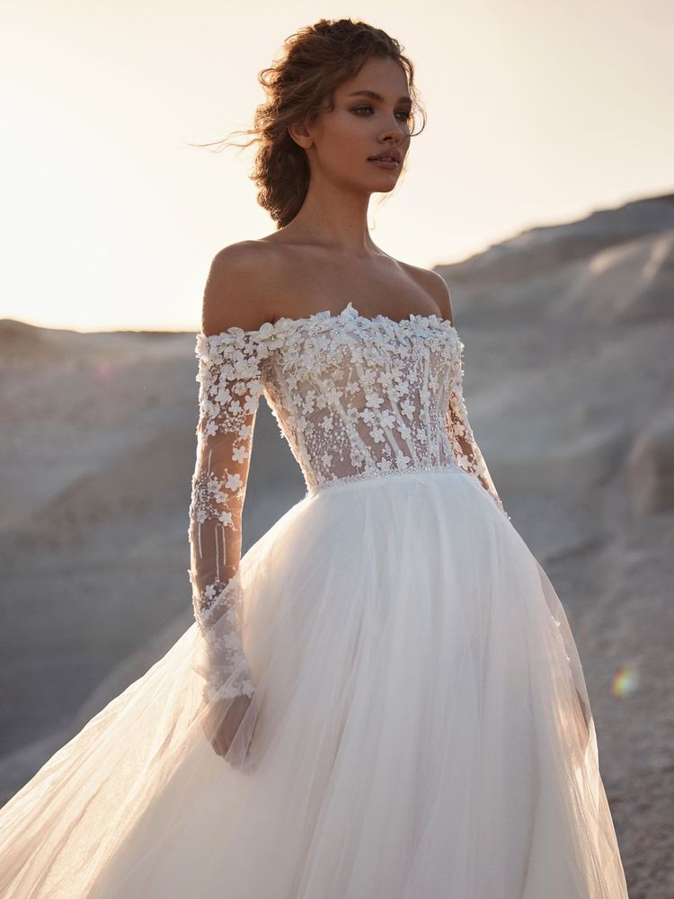 Demetra suknie