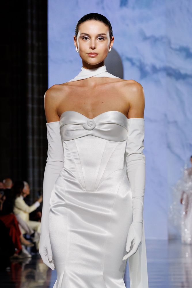 Avaris dress