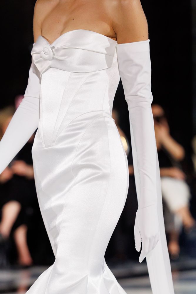 Avaris dress
