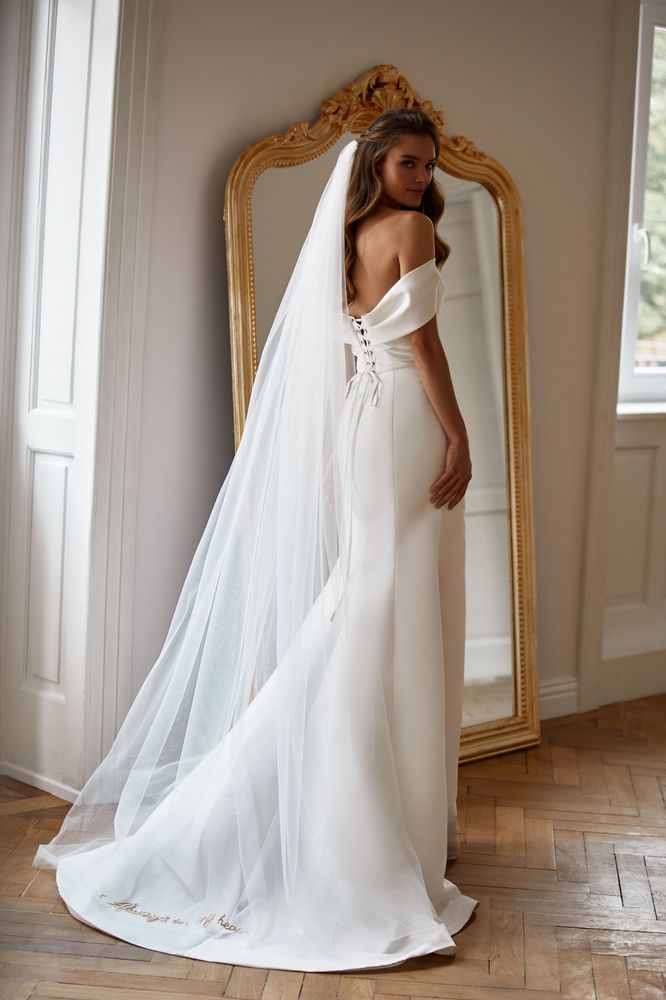 Tulle veil with embroidery - Always in my heart